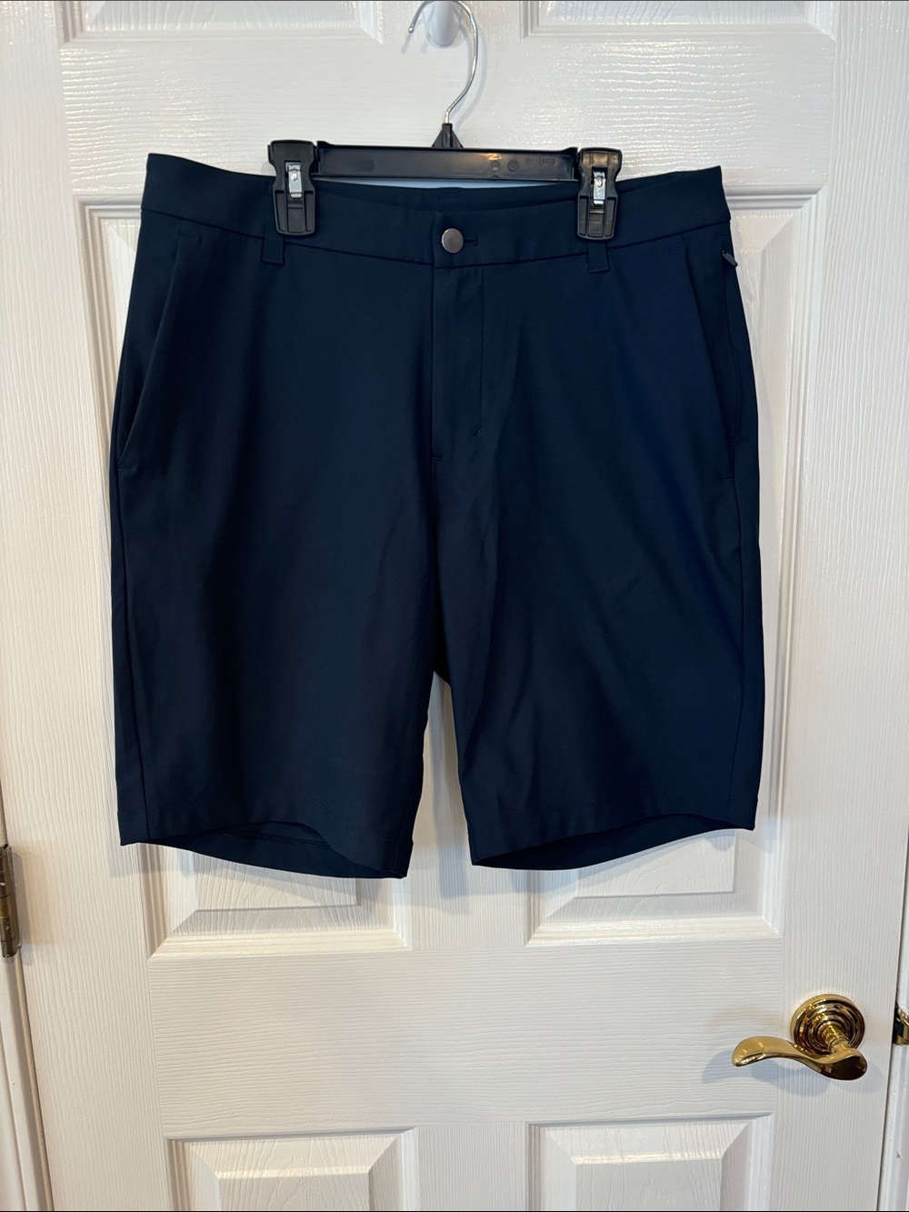 Men’s lululemon ABC shorts